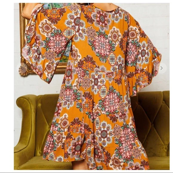 13 Boho Fabulous Paisley Pattern V-Neck Tiered Dress - Picture 4 of 9